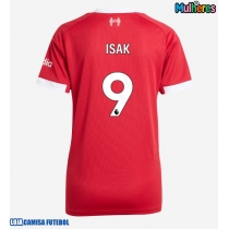 Camisa de Futebol Liverpool Alexander Isak #9 Equipamento Principal Mulheres 2025-26 Manga Curta